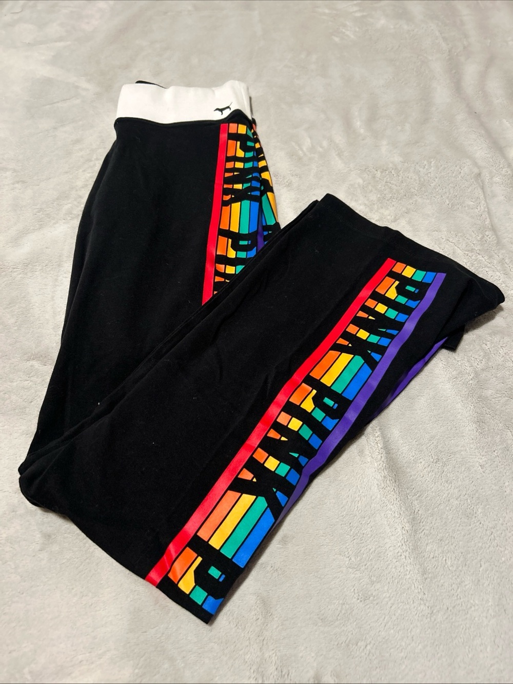 Rare HTF Victoria’s Secret PINK White Banded Black/Rainbow SMALL Yoga Pants  EUC